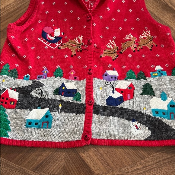 Vintage Red Christmas Vest - Picture 2 of 6